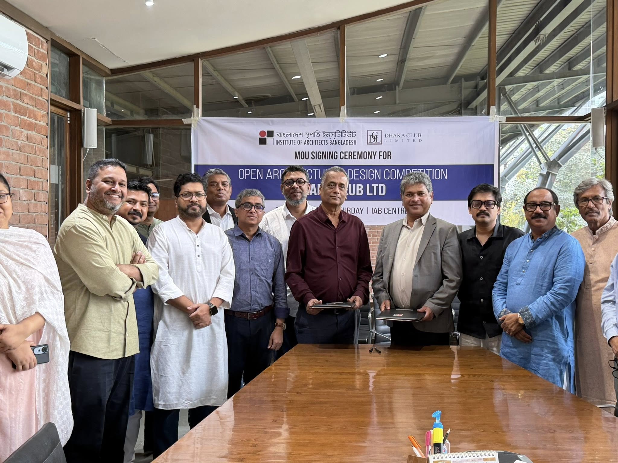 ঢাকা ক্লাব লিমিটেডের সাথে বাংলাদেশ স্থপতি ইন্‌স্‌টিটিউট এর একটি সমঝোতা স্মারক (MoU) স্বাক্ষরিত হয়েছে